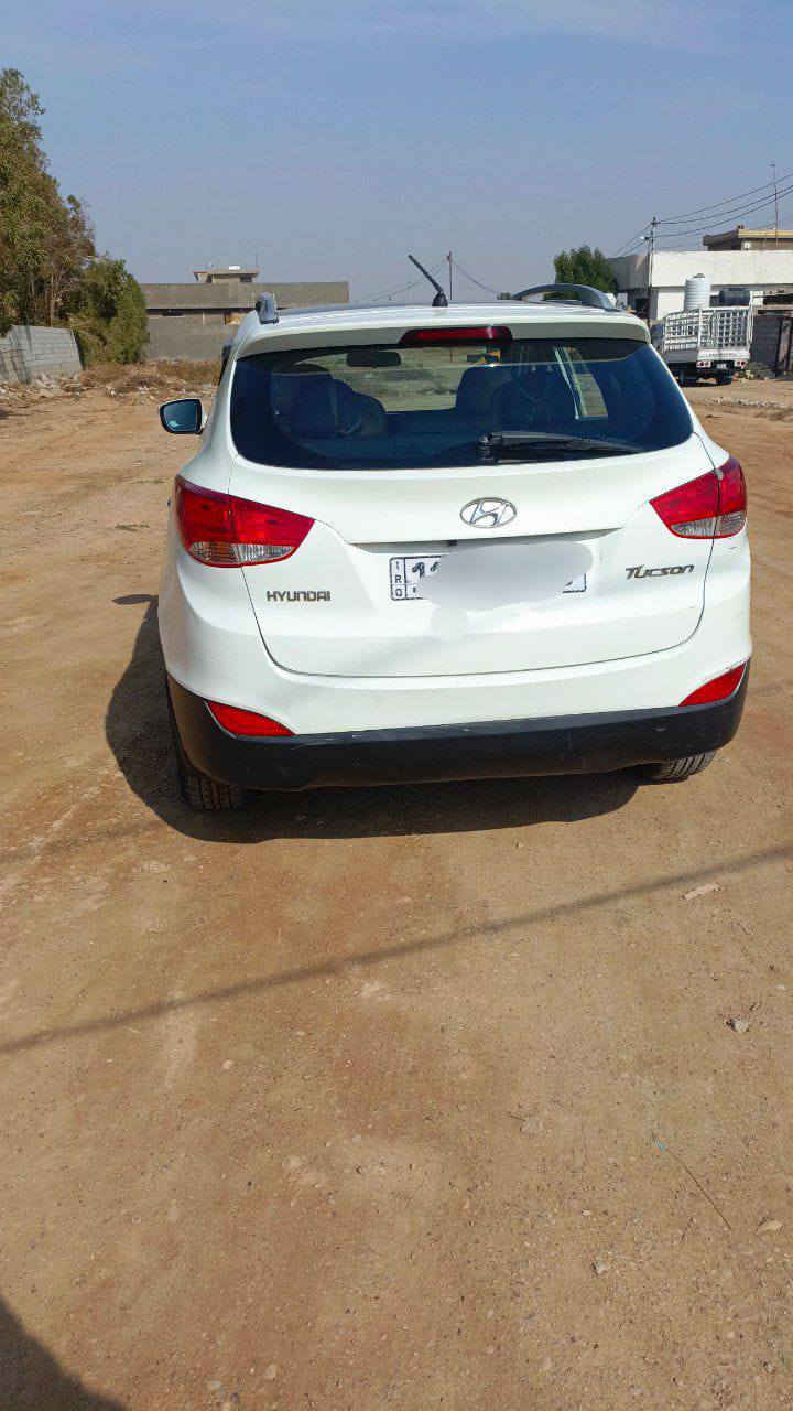 توسان ٢٠١١ خليجي ماشية ١٥٠ مكينة مجفتة حديثا سيارة جديدة تبريد شغال *********** تفاصيل اخرى الاتصال ع رقم غير متواجد على الفيس السعر ١١٨ ورقة المكان الجسر الفرنسي
