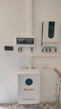 منظومة شمسية • بطارية ١٠ كيلوواط • ألواح ٦٠٠ واط