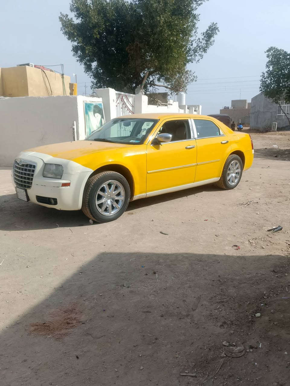 السلام عليكم اوبامه 2009 رقم بغداد سنويه لل29 مشروع وطني مكينه وكير حداديه تخم تاير ويل كروم غرفه عسليه حادثه جاملغ وبنيد سياره جاهزه كبل للشارع خطه بصره - عماره مكان السياره ميسان المجر *********** السعر 105 وبيه مجال
