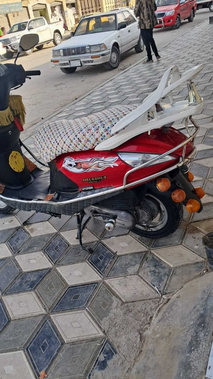 سلام عليكم دراجه سبيسي البيع دراجه خير من الله مكينته ناعمه السعر 375 بيه مجال قليل  ***********
