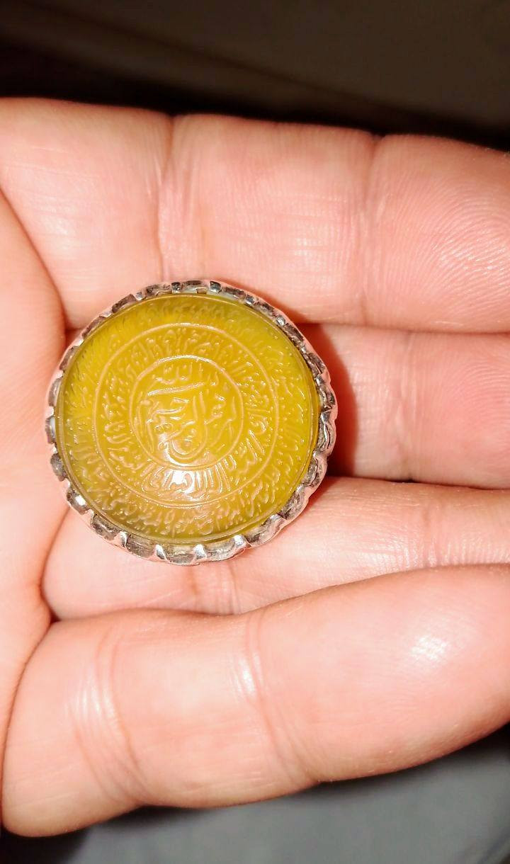خاتم يماني اصفر حجره حره غير معالجه حجم الحجره ٢ سانتيم ونص حجره خشنه منقوشه اية الكرسي المباركه الصياغه ثقيله جدنآ صياغة البحرين


**إذا كنت صاحب هذا الإعلان وتريد حذفه لأي سبب، رجاءا أرسل رسالة إلى الدعم الفني**