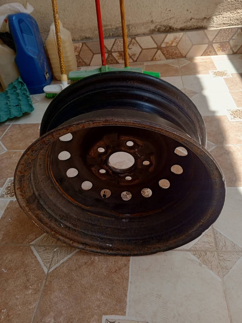 سلام عليكم
تك ويل مازده مال تحويره يرهم النترا وكورله خليجي 
وفورتي وسيراتو 

حجم 14 نضافه 100/100 شرط عل بلنص ولفيديو موجود 

*********** سيد محمود 

متوفر خدمة توصيل يوصلك لويل لباب البيت
