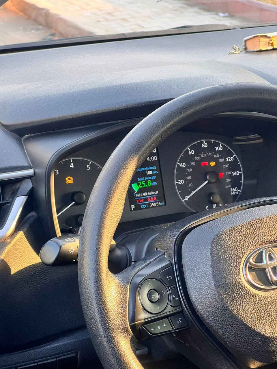 سلام عليكم سيارة كورلة موديل 24 حادثه جاملغ وبنيد ايرباك طاك ماشيه 35 مكينه 2000 مكاني بغداد حي اور قرب فلكة صباح الخياط وهاذ رقمي ***********
 بسمي تحويل مباشر
