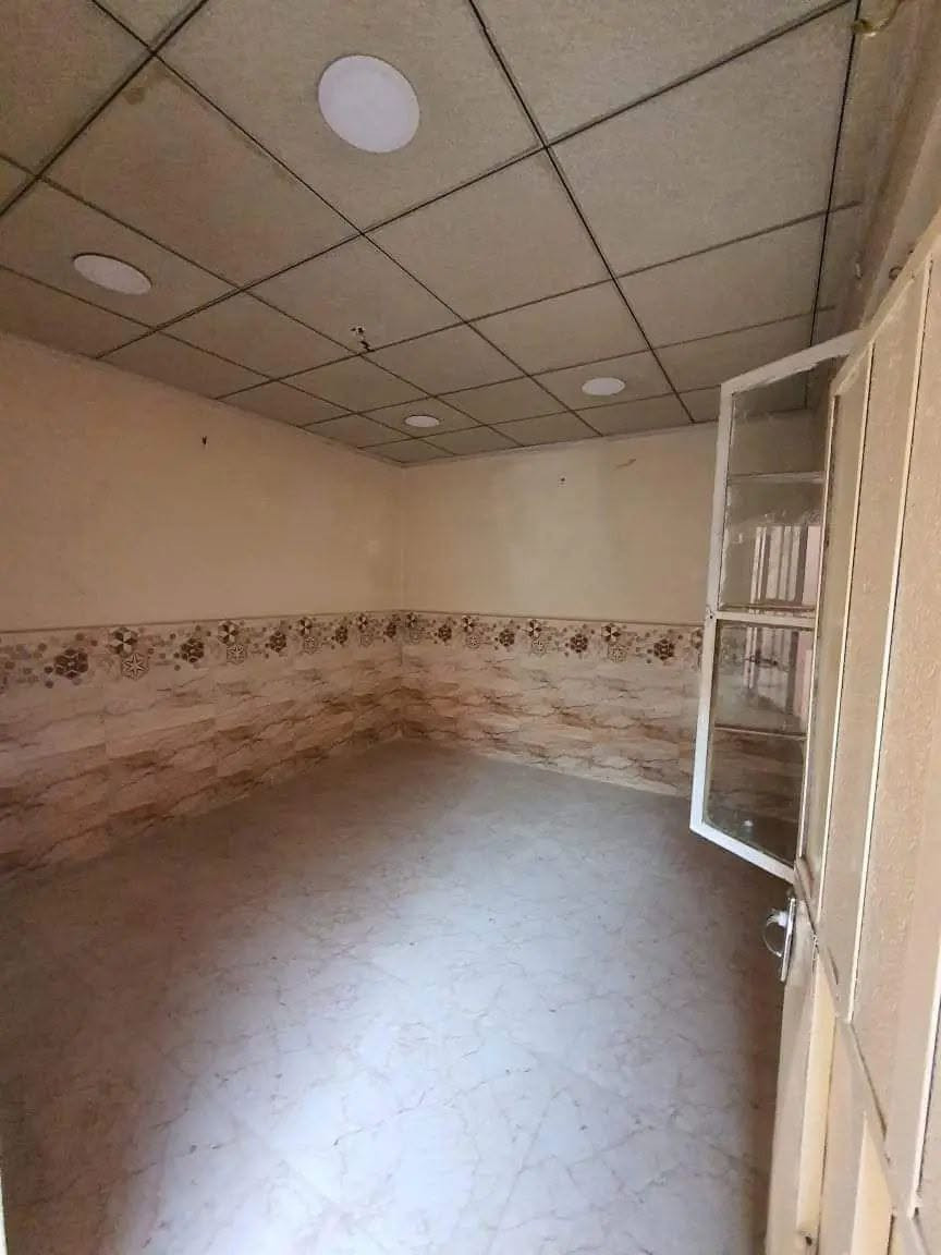 بيت للبيع 
ملك صرف 
سعر 49 مليون 
مؤجر حاليا 
*********** 
حي القاهرة
