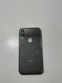 ايفون اكس  التلفون متروك تحديثه مقفول ذاكرة ٦٤  /  الشاشه مبدله سعره ٥...