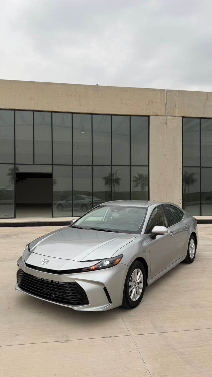 السلام عليكم 
كامرى 2025  هايبرد
السعر :190 ومجال 
اللوان :سلفر  
عداد المسافة :6 الف  
ملاحظة السيارة : فقط بوند صبغ  بدون دواخل 
ارباگ طاك مرجع بلادى 

المواصفات : 
‏‎بصمة ابواب 
‏‎بصمة تشغيل 
 تشغيل عن بعد (𝐑𝐞𝐦𝐨𝐭𝐞 𝐒𝐭𝐚𝐫𝐭)
‏‎شاشة   
‏‎كاميرة
هاند بريك بصمة
اوتو هولد (𝐀𝐮𝐭𝐨 𝐇𝐨𝐥𝐝)  
اوتو ستارات (𝐀𝐮𝐭𝐨 𝐒𝐭𝐚𝐫𝐝)
اوتو ستارات (𝐀𝐮𝐭𝐨 𝐒𝐭𝐨𝐩)
رادار امامي (تحديد مسار)
‏‎رادار جانبي (نقاط عمياء)
‏‎رادار خلفي (التحذير من الاصطدام)
‏‎حساسات امامي
‏‎حساسات خلفي 
نظام (𝐄𝐜𝐨)
نظام (𝐍𝐨𝐫𝐦𝐚𝐥) 
نظام (𝐒𝐩𝐨𝐫𝐭)
تحكمات  استيرن
كشنات كهربائي
كشنات هيتر 
تبريد لمس
لايتات (𝐋𝐞𝐝) ليد زينون بيلادي
بكلايتات (𝐋𝐞𝐝) ليد بيلادي
ويل كروم 

وبعد هواية مواصفات…

‏‎تفاصيل اكثر الاتصال علی ارقام التاليه  

𝐖𝐡𝐚𝐭𝐬𝐀𝐩𝐩-𝐕𝐢𝐛𝐢𝐫
☎️[***********]

عنوان📍عقره اكر, نينوى
