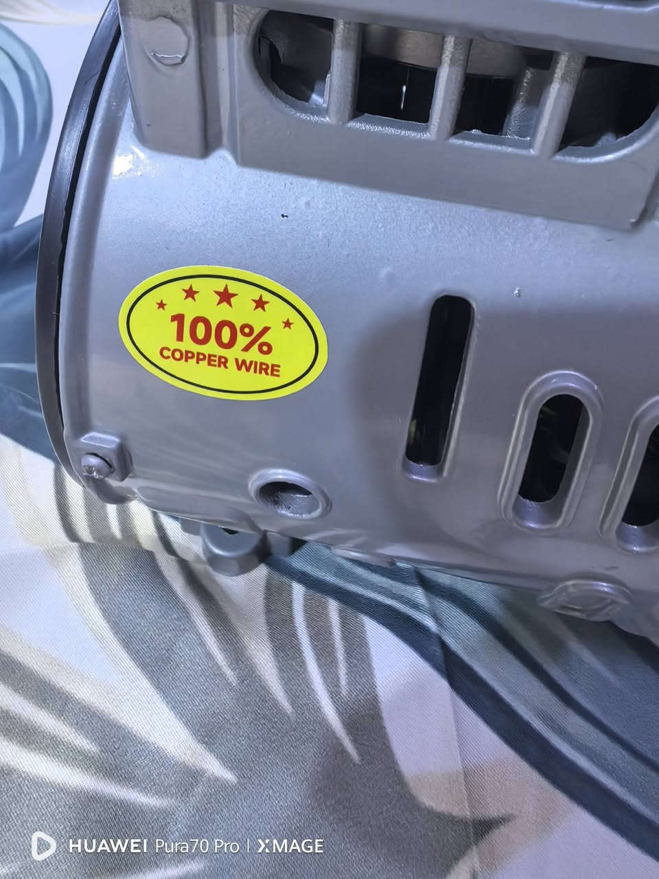 كومبريسر هواء جاف يستخدم للاغراض الطبية نحاس 100% وزنه ثقيل جداً 
السعر 75 الف


**إذا كنت صاحب هذا الإعلان وتريد حذفه لأي سبب، رجاءا أرسل رسالة إلى الدعم الفني**