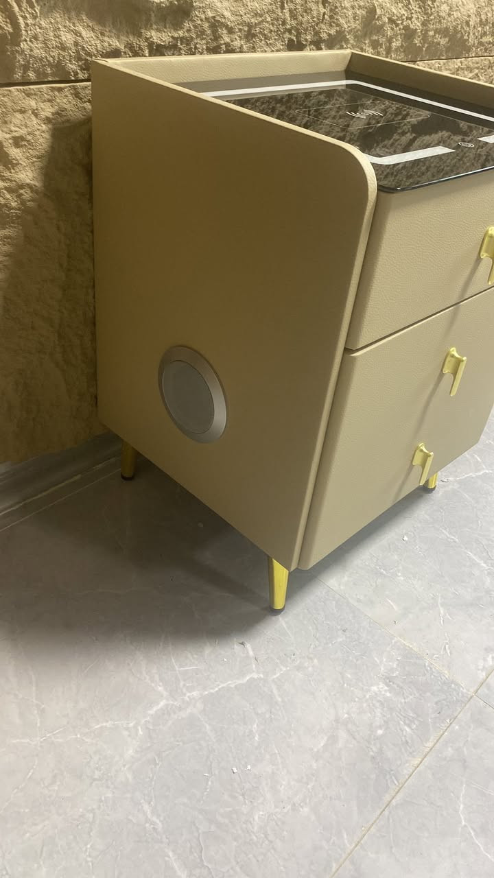 كومدي قاصه 
شحن موبايل وايرلس
يو إس بي
تايب سي
بلوتوث
سماعات خارجيه
متوفر ألوان مختلفه
البيع بأسعار الجمله والتوصيل داخل بغداد مجاناً 
لمزيد من المعلومات تواصلوا معنا على الرقم *********** واتساب أو زورونا في مقر الشركه الكائن في منطقه جكوك الشارع الرئيسي
