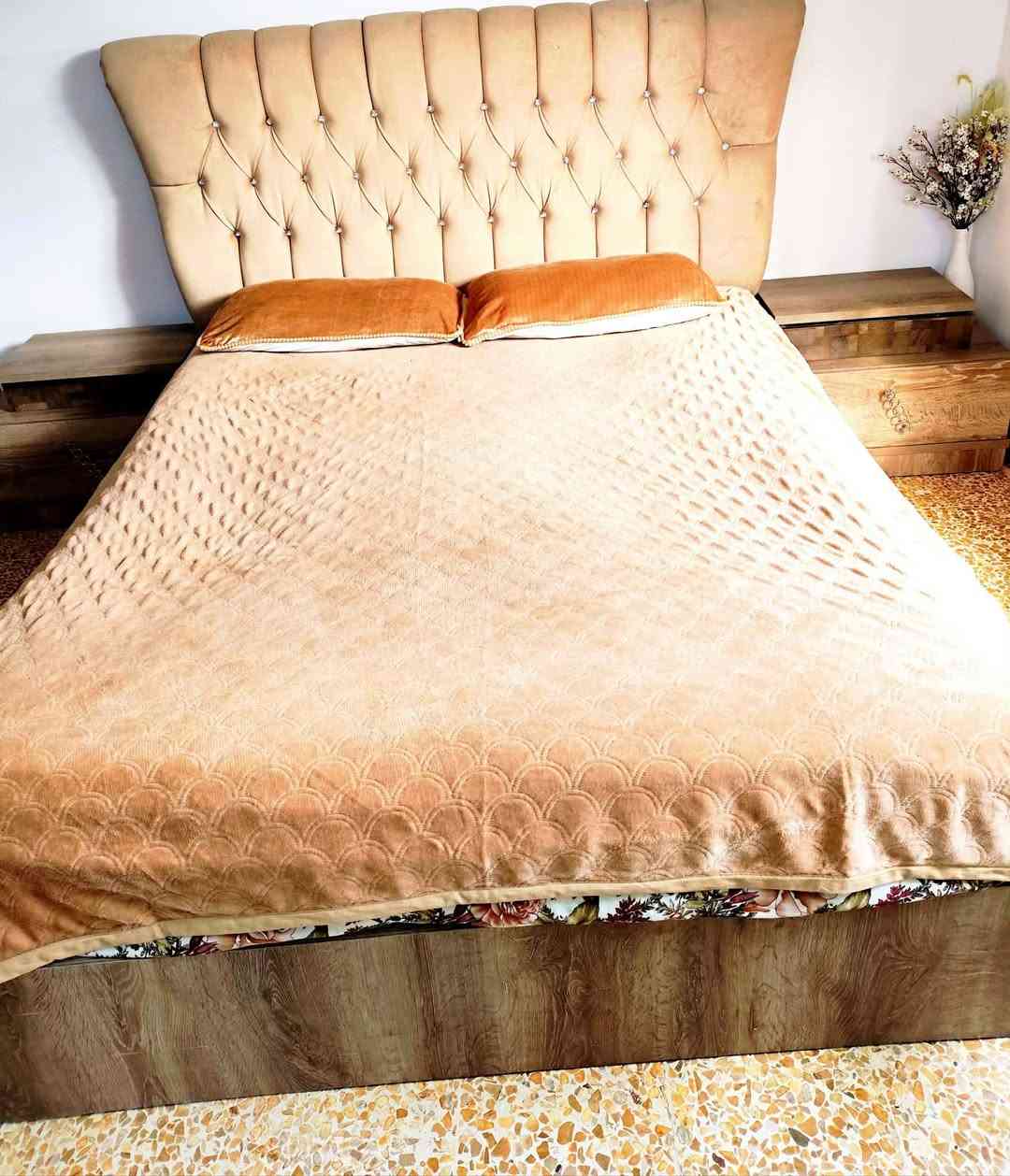 غرفه نوم للبيع خشبها ماركه ثقيل عنوان جانب الايمن الهرمات سعر 350


**إذا كنت صاحب هذا الإعلان وتريد حذفه لأي سبب، رجاءا أرسل رسالة إلى الدعم الفني**