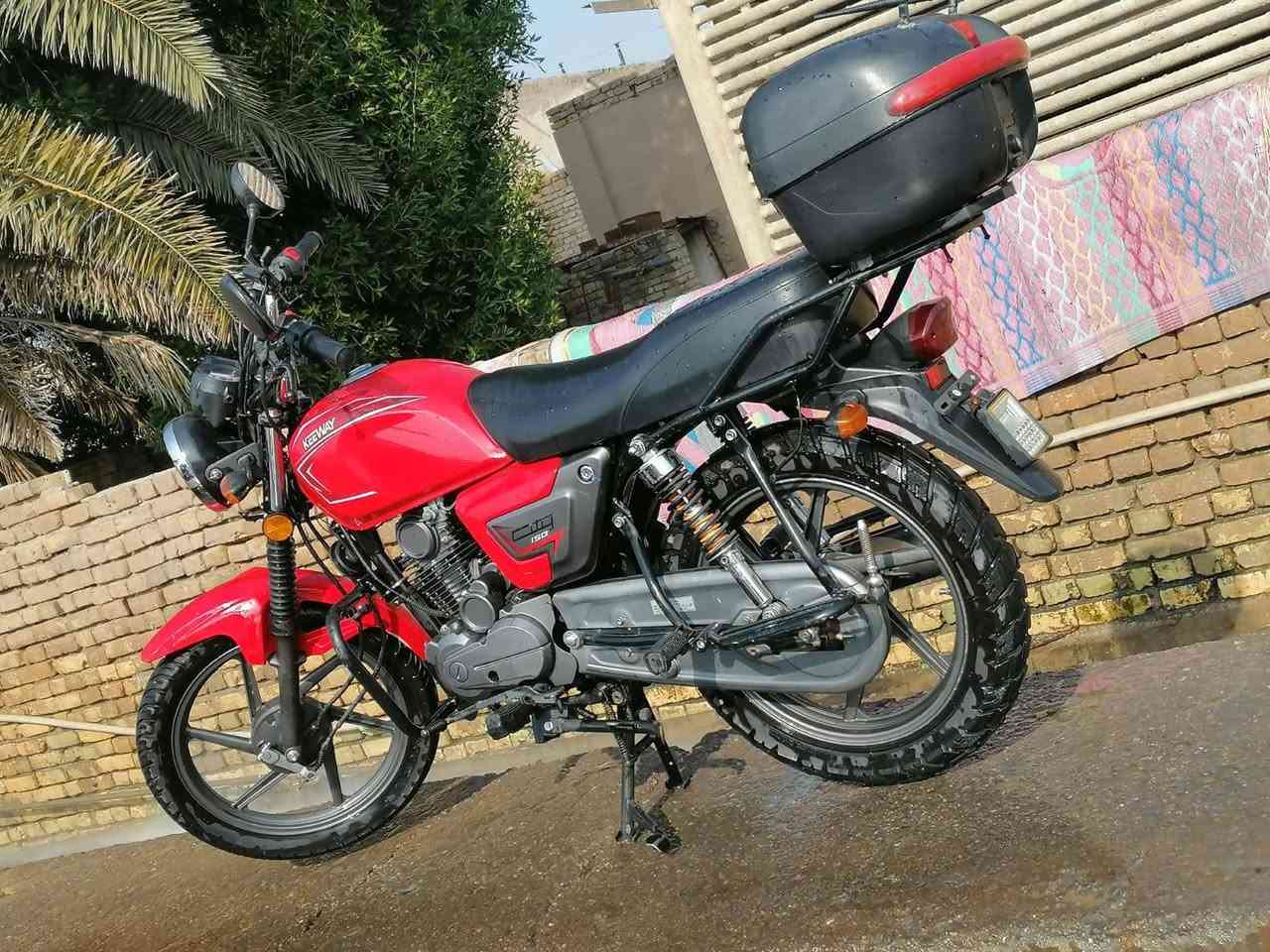 دراجه كي واي سنويه
سنويه باسمي
موديل ٢٠١٩ مامفتوحه مكينه بلاد
ميسان المجر الكبير
***********
