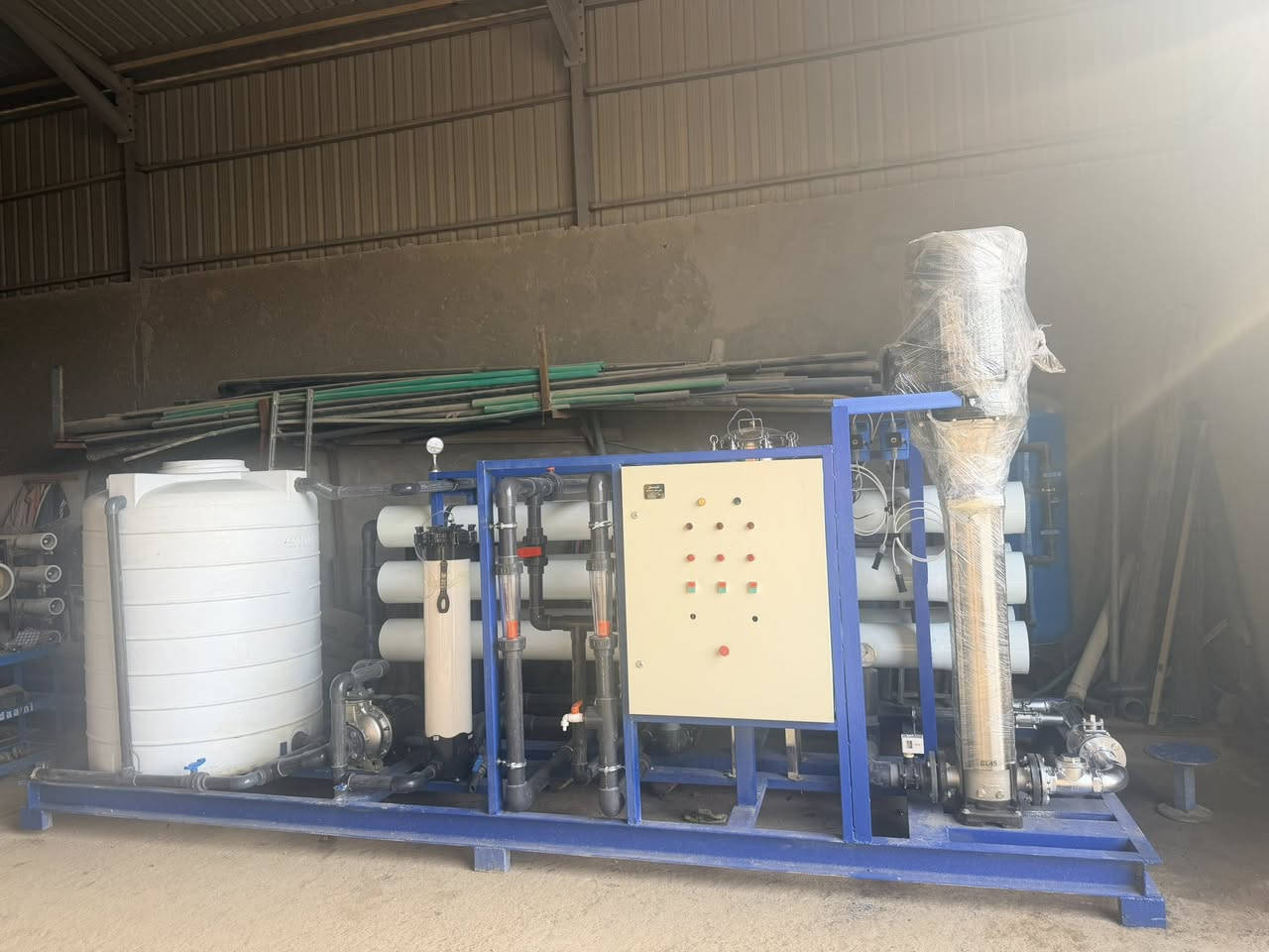 محطة تحلية مياه بطاقة انتاجية15  متر مكعب بالساعة تعمل على الانهر
� الموسوي لتصنيع محطات تحلية المياه
🔧 صناعة محلية بجودة عالية – تشغيل ثابت وكفاءة ممتازة
محطة تحليه مياه 10 متر مكعب بساعة تعمل على مياه النهر
📍 الموقع: البصرة – قضاء القرنة – خط السريع – مقابل البنزي خانة
📞 للاستفسار والطلب:
*********** – ***********

💦 جاهزة للتشغيل – مناسبة للمشاريع، المصانع، محطات التعبئة 
، صيانة، ودعم فني متواصل

#محطات_تحلية #تحلية_مياه #10_طن_بالساعة #محطات_RO
#الموسوي_لتحلية_المياه #البصرة #القرنة #تنقية_مياه
#RO_System #Water_Treatment #محطات_صناعة_محلية #Iraq_Industry
