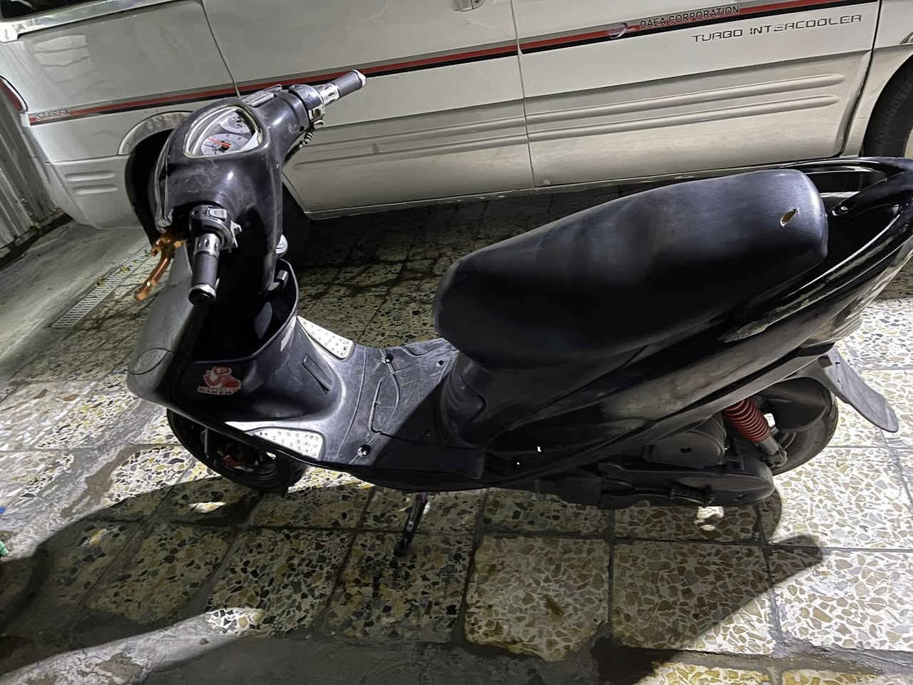 السلام عليكم شباب دراجه ماكس  البيع شغاله سلف وهندر
ماناقصه اي شي مختمه بوشه وبستم 55 شلعه ومعدل خير من الله كهربائيات شغاله باتري جديد  مكاني بغداد الحسينيه مال اراشديه رقم بي واتساب فقط ***********
