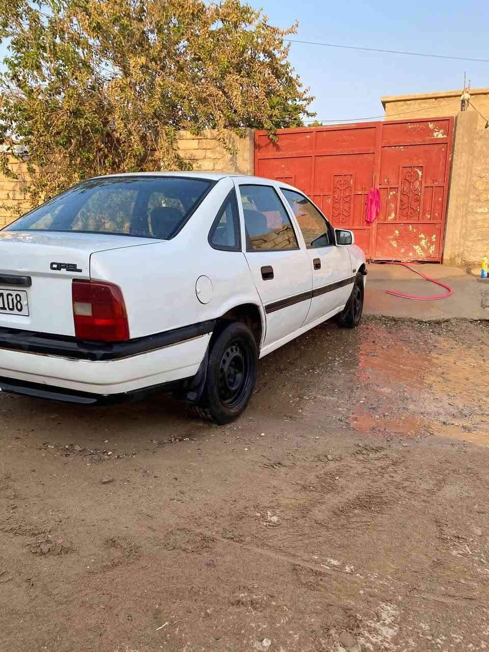 سلام عليكم 
فكترا 16 
كير محرك 
تخم تاير
باتري جديد
صدر جديد
رقم انگليزي 
شرط التحويل 
الاستفسار 👇🏻
***********
***********
