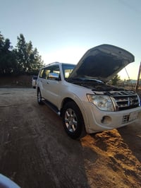 باجيرو • ٢٠١٤ • فول مواصفات