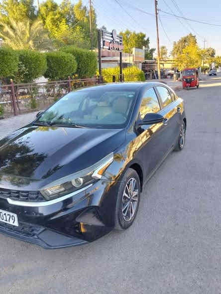 فورتي للبيع موديل 2022 رقم اربيل
***********.  حادثه بنيد فقط
 وبالعراق طخه بجاملق خلفي اسعر125 ورقه قفل بغداد
