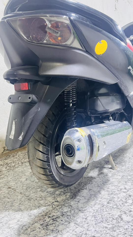 سلام عليكم فورزه صفر 10اوراق مكينه مامفتوحه دراجه تخبل ناقصهه بس كلجات مراوس او للبيع رقم الهاتف:***********
