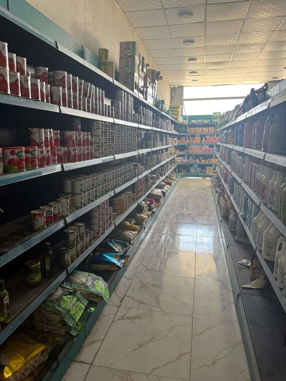 السلام عليكم اخوان عارضات ام 3 عدد2 وعارضات بطحيات عدد 2 وياهن للبيع شلع اربعتهن 
ورفوف 110 متر وياهن للبيع مستعمل


**إذا كنت صاحب هذا الإعلان وتريد حذفه لأي سبب، رجاءا أرسل رسالة إلى الدعم الفني**