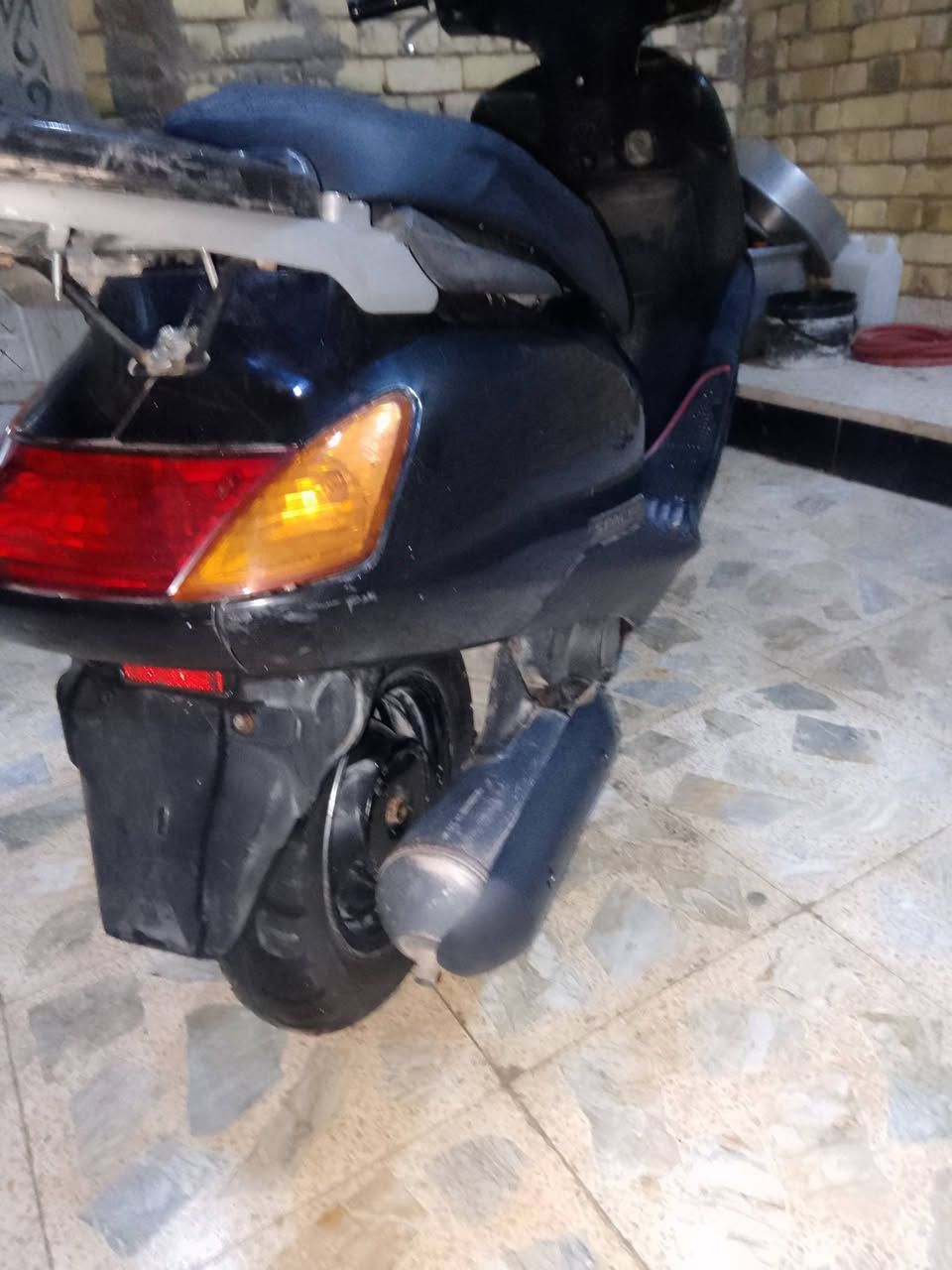 سبيسي ياباني نضيف للبيع مكان كوت السفحه الثانية سعره 500 وبيه مجال ***********
