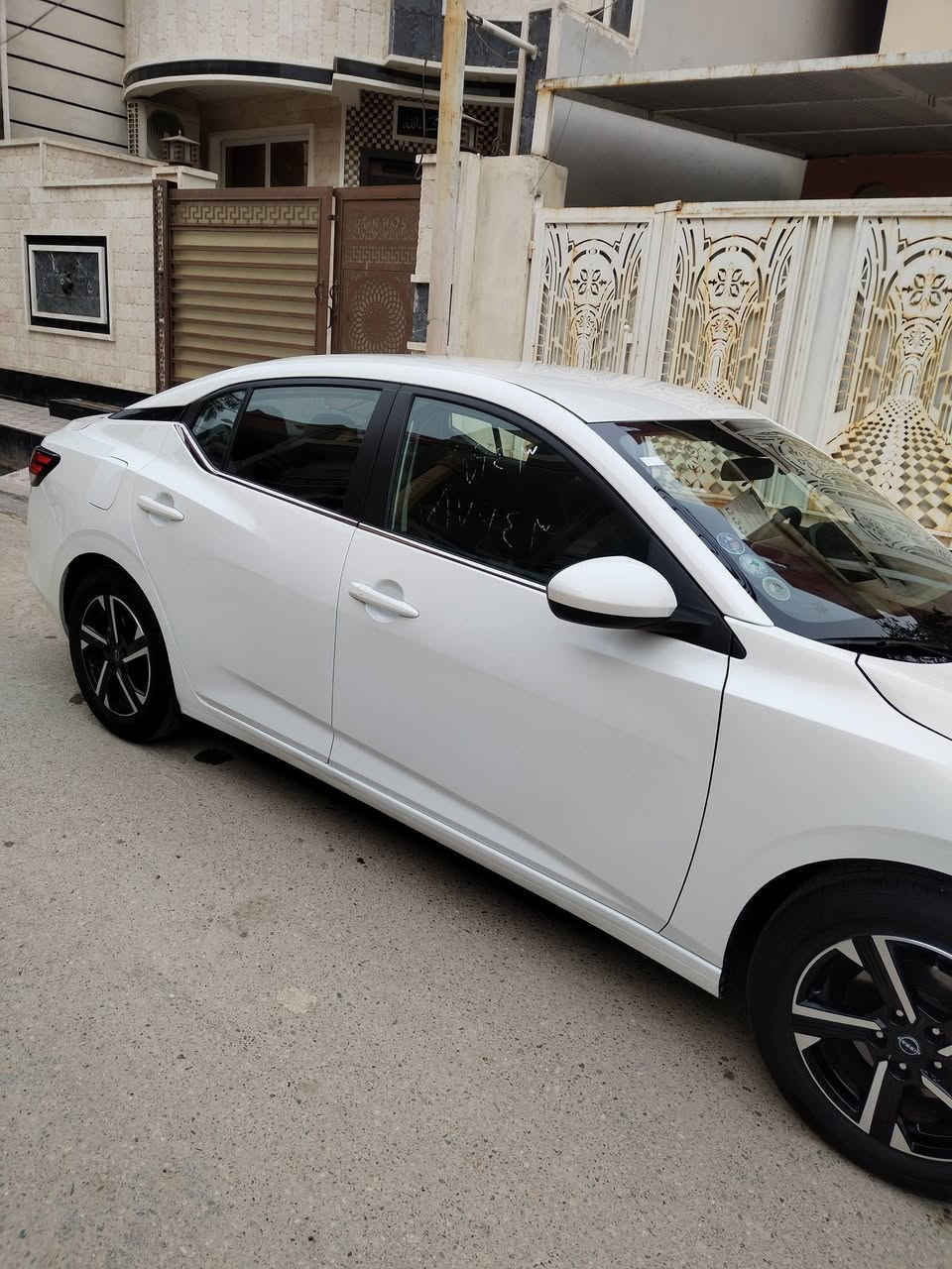 لبيع سنتره ٢٠٢٥ مرقم بغداد بسمي تحويل ثانيوم ضرر فقط بنيد لباقي مكفول سعرهه ١٤٨ وبييهه مجال شي بسيط اي ستفسار اتصل وتدلل ***********
