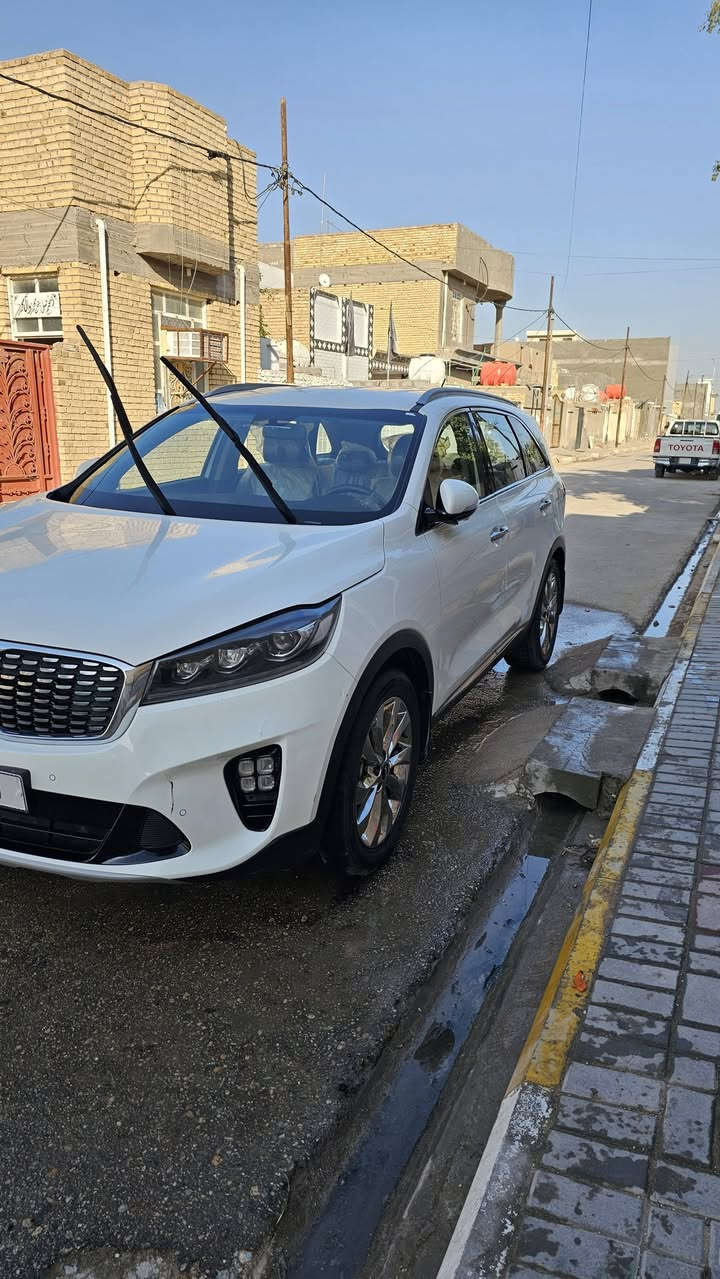 يا الله
سورنتو 2020 
سنوية جديد لل٣٠  8نمر 
رقم مثنى مميز مكرر 83
فول مواصفات بصمة بل يدات 
تشغيل بصمة جنطة كهرباء
كشنات جلد ماشية قليل 63
كفالة عدا كم بارد موضحات بل سونار سيارة حيل نضيفة  
(كامرة دوارة 5كامرات وحساسات خير من الله )
السعر   (260) وبيهة مجال.
الرقم.
***********
