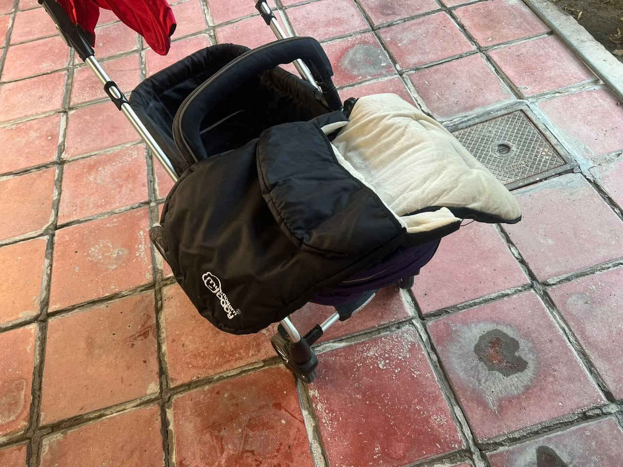 السلام عليكم عربانة طفل ماركة اصلية مواصفاتة ثلاث منام وجلوس وعش من حديث الولادة لحد 5خمس سنوات تتحمل اوزان وبية فراش وقطعتين مضلة لونين استخدامة جداً بسيط نظيفة جداً جداً


**إذا كنت صاحب هذا الإعلان وتريد حذفه لأي سبب، رجاءا أرسل رسالة إلى الدعم الفني**