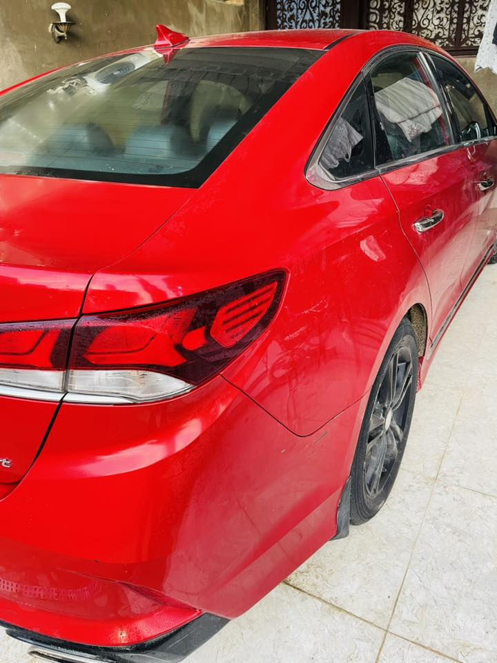 سوناتا 2019 السيارة 1/1 فول اعلى فئة ماشيه 60 الف ، محرك 2.4 كفاله ، رقم بصرة حرة تحويل ***********
