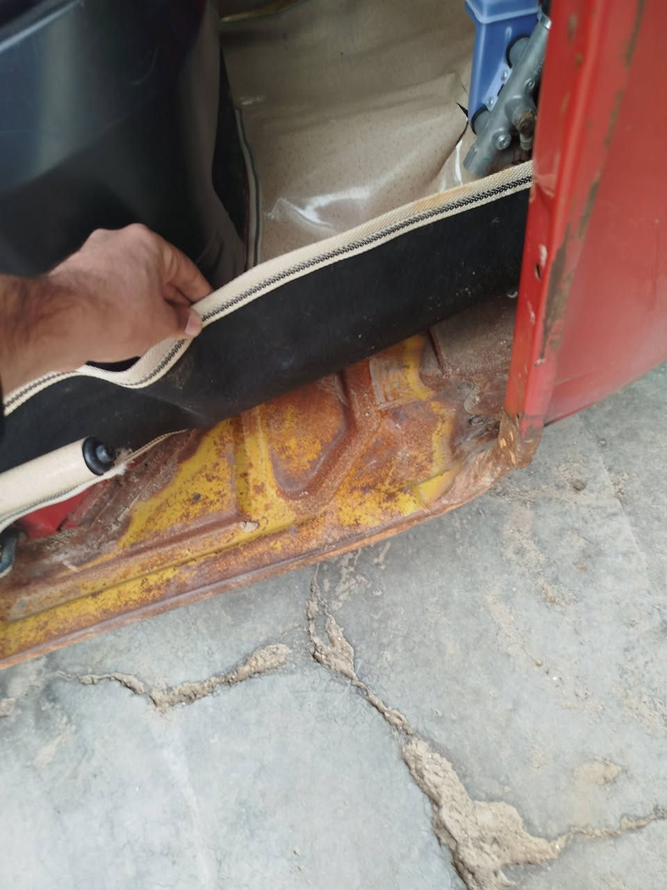 السلام عليكم تكتك 2018 رقم انكليزي واسط السنوية ضايعه عندي استنساخ راعيها موجود تحويل مباشر اتعهدلك بالتحويل معمره الدوس وبيها ضربة باللغد بيها معجون خفيف والباقي خير من الله  رايدها ب 4 وبيها مجال
***********
