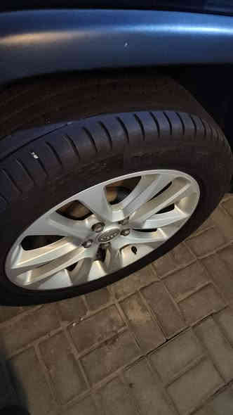 جيب شيروكي 2017 لمتد فول مواصفات السعر 195 محرك هيمي عزم وسرعة فائقة ***********
