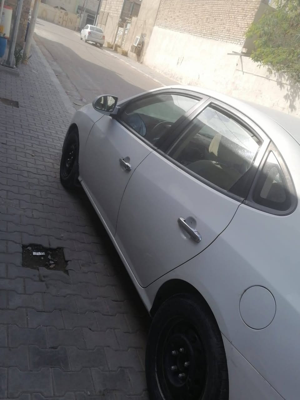 سلام عليكم النترا موديل ٢٠١١ بيه رشات صبغ ما بيه ضربه القويه فقط صبغ تقريبن ٤ قطع اذا نجمعهن كير محرك تبريد حداديه تخم تاير سنويه جديده لغايه ٢٠٣٠ السعر ٩٣ وبيه مجال ***********
