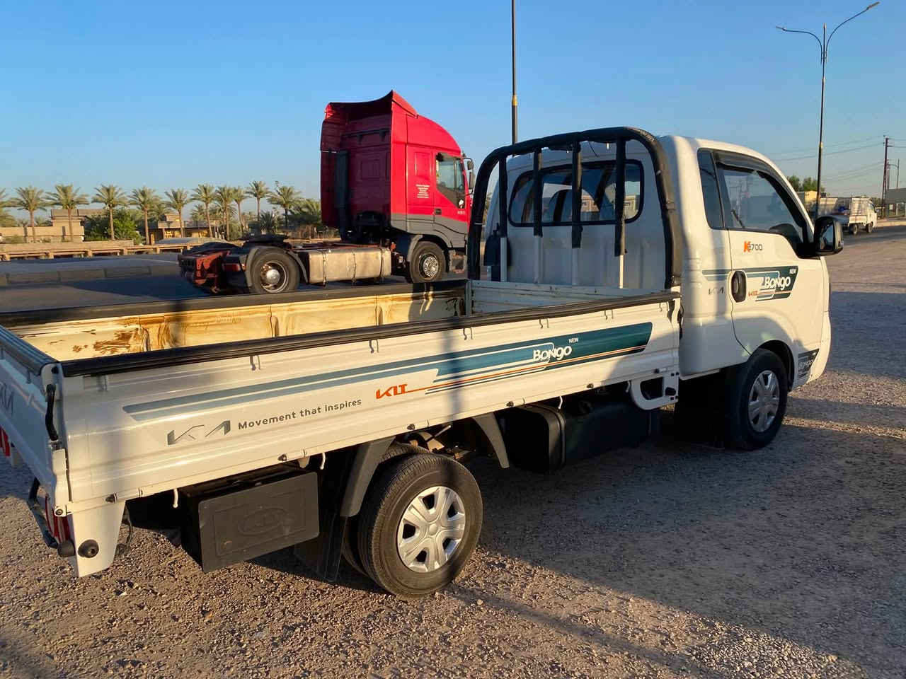 عموشه صلاح الدين ٢٠٢٣ ماشيه ٩٧ نضيفه حيل كفاله من الشخط والبارد والصبغ اي استفسار اتصل بالرقم ***********
