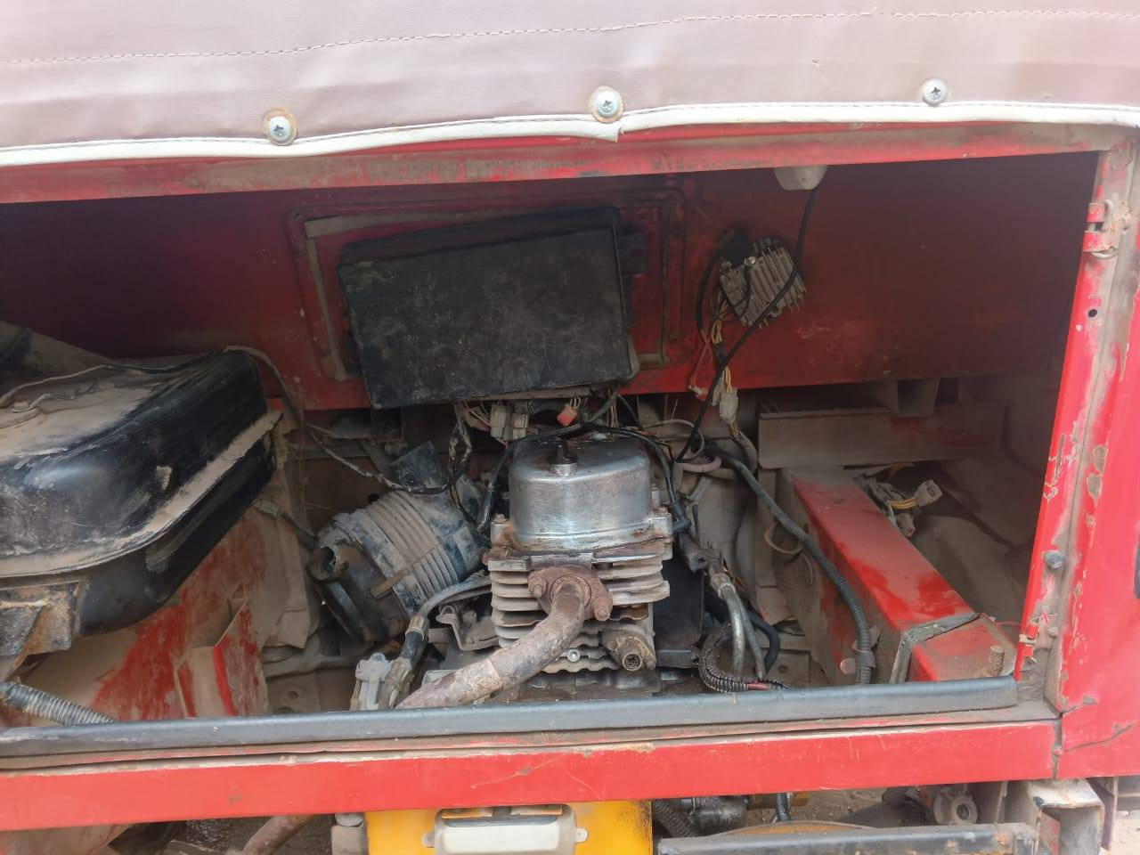 تكتك للبيع كوم حديد سعرها 600 وبيها مجال نوعها اتول محرك باجاج تشتغل بس بيها صوت عالي بدون أوراق (كوم حديد) اكفلك من السرقه المكان بياع تقاطع درويشش
*********** بي وتساب
