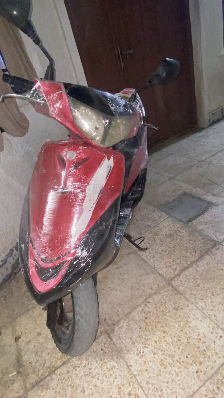 ماكس ١٤٠ نضيفه سلف هندر لايتات هورن كلشي شغال
شلعه ومعدل شرط لا خمده لا عته لا نضوح لا شي 
لسعر ٣٢٥ وبيها مجال 
المكان بغداد الدوره 
***********
