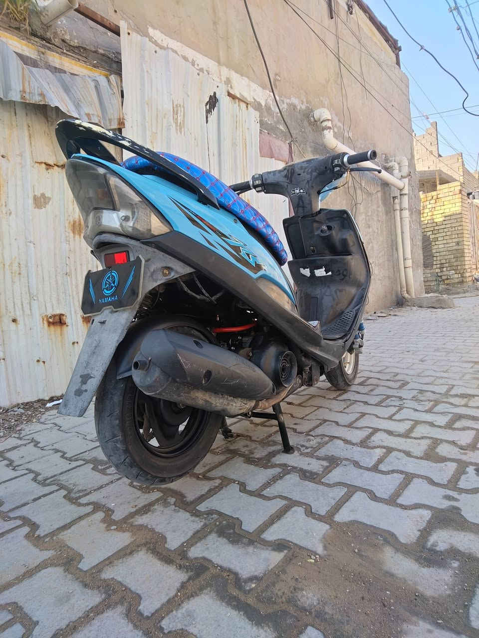 السلام عليكم 
ماكس عدله للبيع او مراوس حتى لو انطي فرق كهربائيات كلها شغالة نكرة سلف وهندر مكينة بلادي بيها صدر امامي رياضي و ستاند صفح رياضي وقاعد رقم ضوئية نقصها تنضيف كابريتر او تبديل ! وصوت بالكلج الامامي فقط سعر 450 وبيها مجال للطيبين مكاني بغداد حي اور ***********
