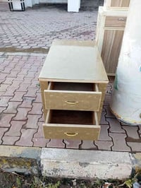 ميز • خزائن