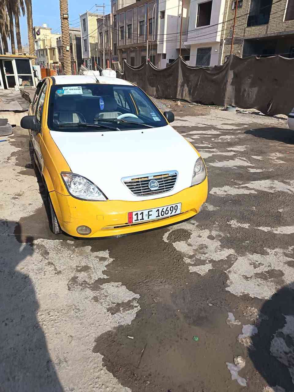 السلام عليكم طيبه للبيع موديل 15رقم بغداد بسمي مصفرة هيه وغرامات مكينه وكير وحداديه  كله تمام سعرها 33ورقه مكاني كربلاء رقم التليفون ***********
