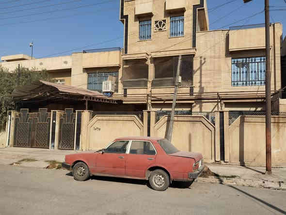 🏦 عروض مكتب بيت الأركان للعقار  🏦

دار للبيع في حي العربي مساحة ٣٤٣ م 

الواجهة ١٧ م الاتجاه غروب أمام دار منتزه 

التفاصيل البناء الدار قديم بحساب الأرض 

الموقع حي العربي قرب سايدين مقابل الألبان 

🏦                                                      🏦
السعر على التليكرام https://t.me/alarkan_1
للاستفسار مراجعة مكتب بيت الأركان للعقار 

موقع موصل حي العربي قرب مطعم ماشاءالله 

*********** / *********** / *********** 🏦
