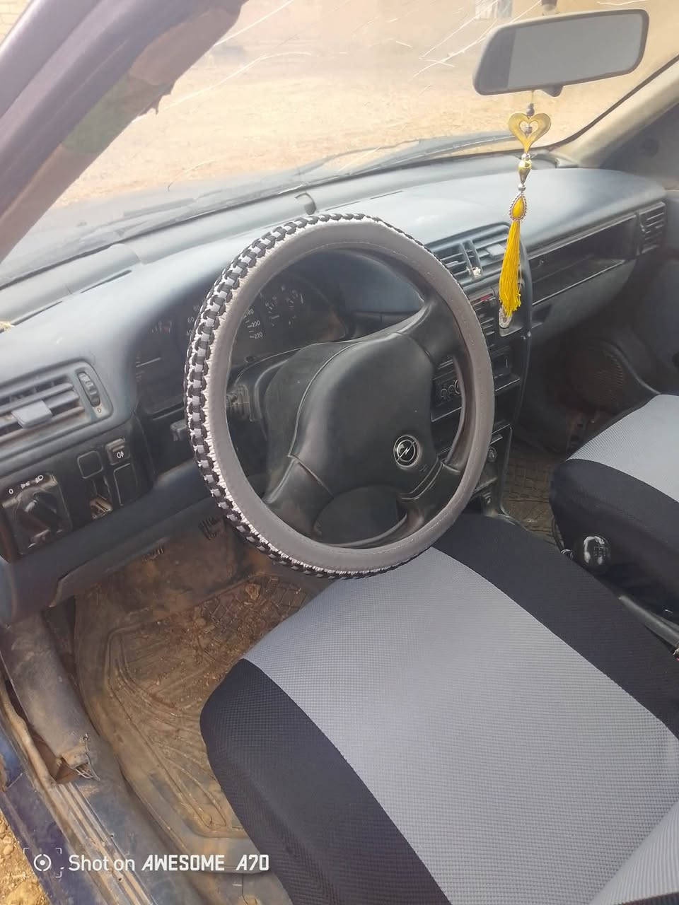 لبيع فكتره حجم 20كابن بانزين  مقده والباقي  علا واحد سبعه  ***********
