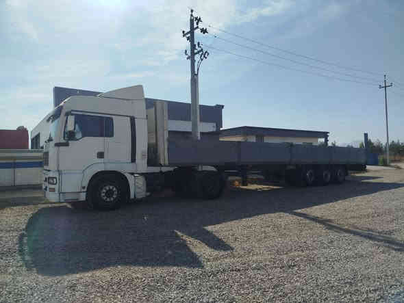 مان2004 
فولە بەس ڕیتادر نیە 
سەنەوی تا29تازەیە تۆماتیک تەبرید باڵ کاسحە  ڕەپت تاقم تایە تازیە 
مەکینە 410 جائیز ناوئیش مەعمیلی گازی نیە گێرومەکینەو کارەبایت بەشەرت رەقەم باریک بەفلاتەوە ئەیفرۆشم. لۆک لۆکە سەیارەکە نوقسانی نیە
***********
