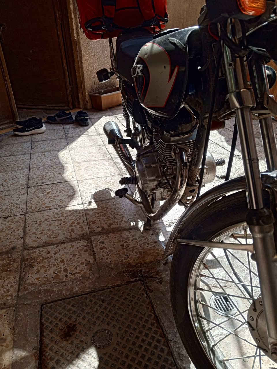 تايكر لبيع تايرات جدت اشاير جدت ضفيره جديده جاملغات بكلايت دبلات جدت نكره هندر اكفله سرقه وعشاير مستعجل عل بيع متوازي حته دهن لبارحه بدلته كبل لشارع طلع سعر 425 بيه مجال مكاني البياع شرطه الرابعه رقم ***********
