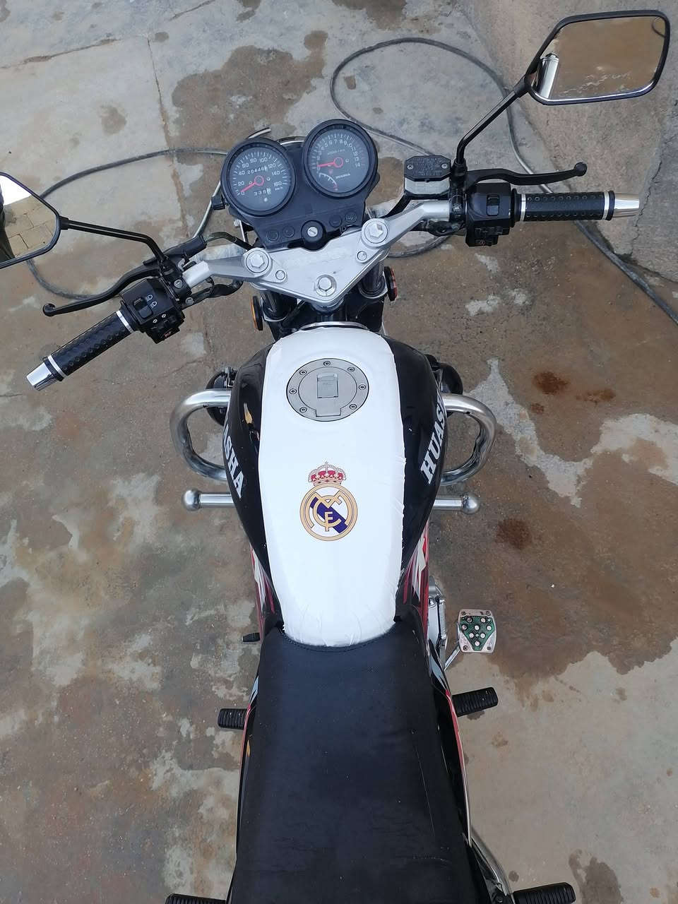 دراجه هايوشه موديل 2023 للبيع او مراوس حسب القناعه وياه سويج وبصمه بلاديه واوراق محركه ماممدوده عليه سبانه نضافه ونشاط ونعومه خير من الله مكاني القائم حصيبة ***********
