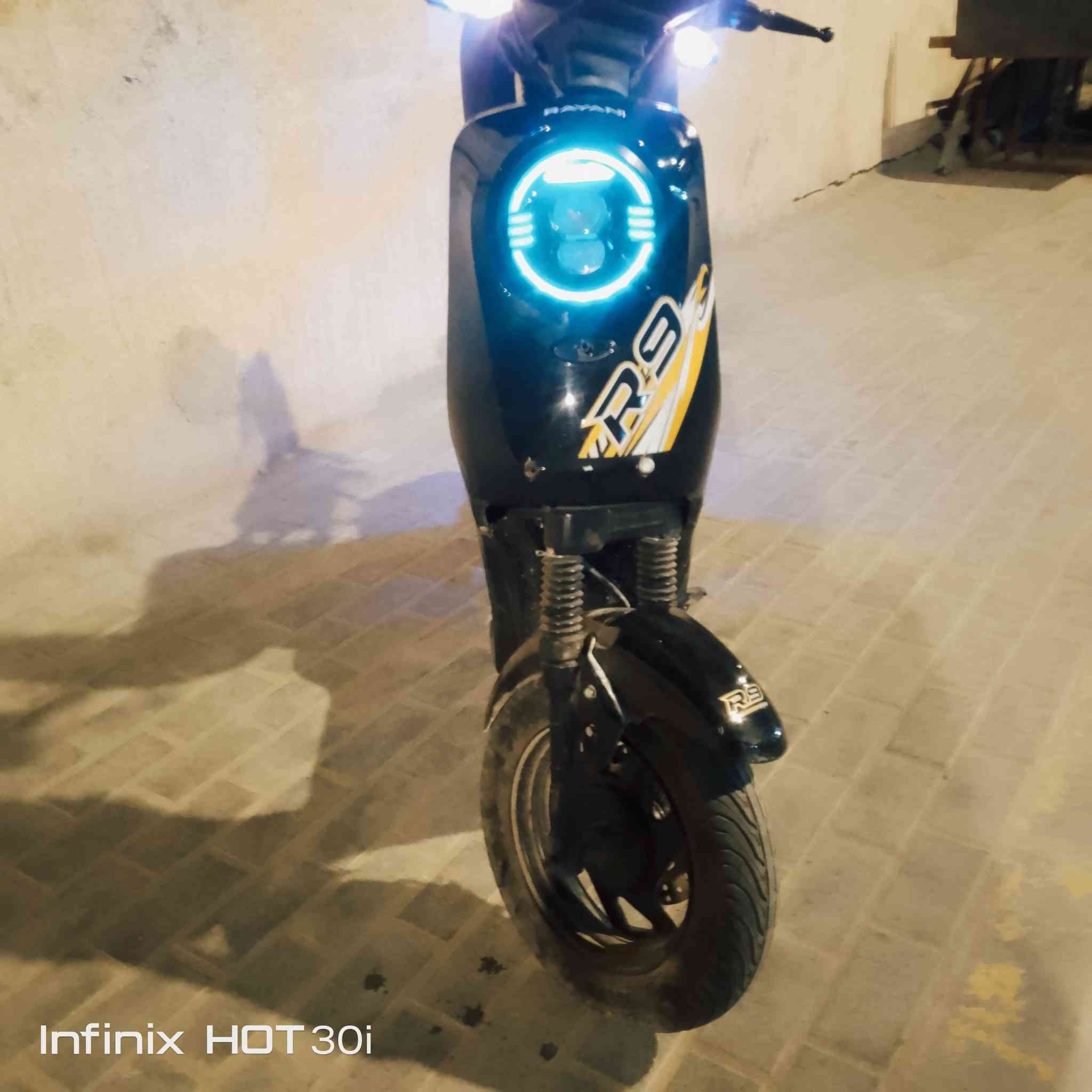 دراجه ريان 2025 نظيفه ار 9 بيها بدل مبدل بطاريه واحده دراجه نظيفه كل شيء ما بيها مكان البصره الحيانيه السعر 475 وبيه مجال الرقم ***********
