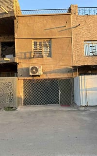 دار عكادة للبيع المساحة 70م.. واجهة 4.10. نزال 17.25..الاعظمية نهاية ش...