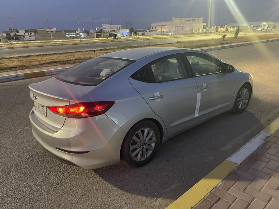 سلام عليكم 
للبيع او مراوس 
النترا ٢٠١٨ وارد امريكي 
رقم انبار شرط التحويل 
محرك ٢٠٠٠ دوش 
ماشية ٢٠٠ 
السيارة جاهزة 
بيها ضربة بسيطة براس البنيد 
بدون دواخل 
السعر ١٢٣ و بيها مجال 
للاستفسار اتصل *********** 
***********
