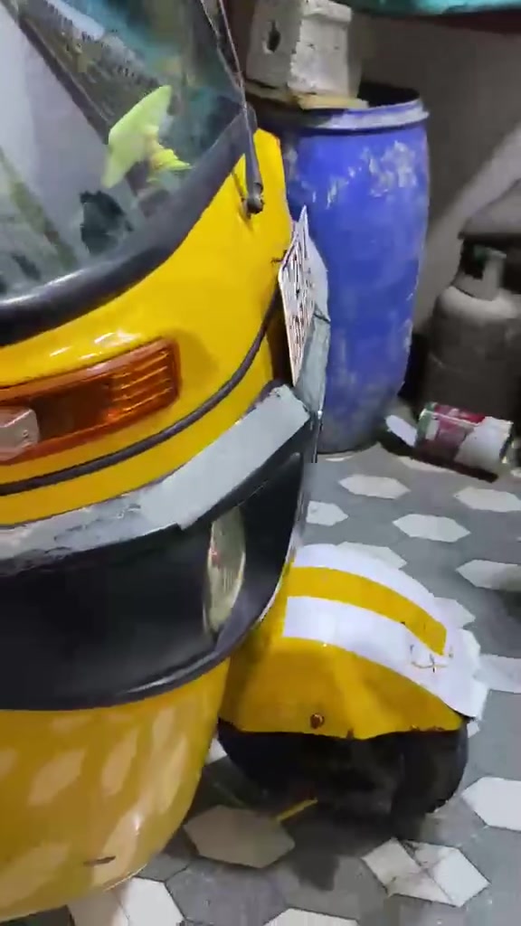 تكتك للبيع موديل 19رقم وسنويه وتحويل ثاني يوم نضيفه كلشي ماعوزه كامله بس لكاعيه معمره ومابيه اي نقص لشراي كبل يتصل *********** هاذ رقم واسط العزيزيه والسعر 5500وبيه مجال حك الجيه ***********
