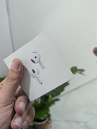 ايربود ٤ • جديد اصلي • ANC