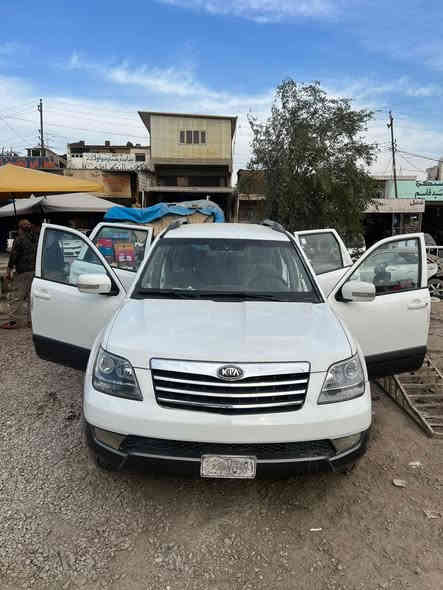 السلام عليكم 
سيارة مهاڤي 2008 فورويل سيارة نظيفه حيل قبل فتره عمرته على ايدي وسيارة رقم بغداد وباسمي يعني تحويل ثاني يوم ..ضررسيارة بيه چفيه على جهة سايق وكم ملاحظة بسيطة بيه .. سعر سيارة 100  مكاني بغداد موبايل ***********
