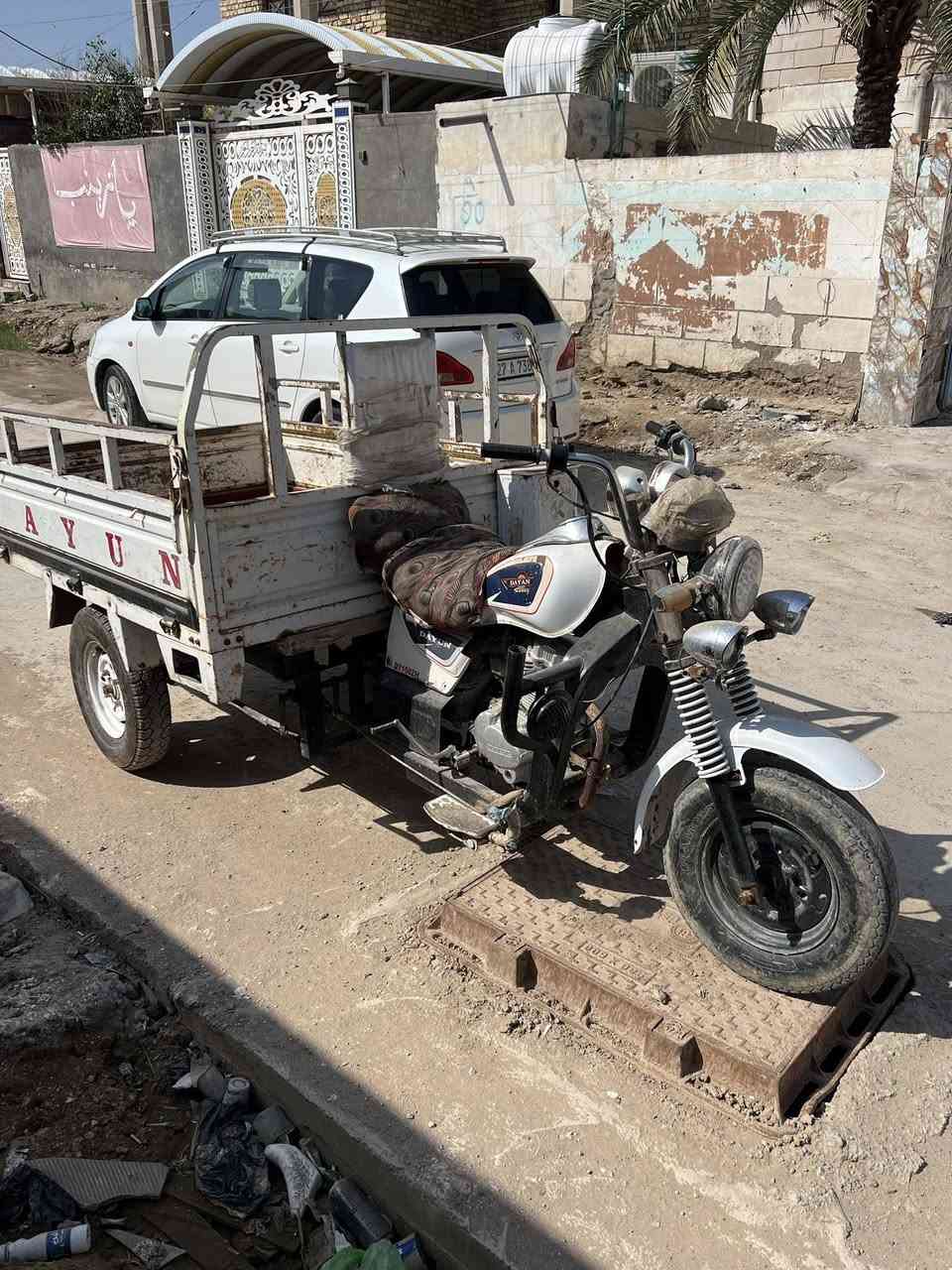 سلام عليكم من رخصت صاحب الكروب عندي هاي ستوته للبيع كامله وجاهزه من كلشي مكينه 25مامفتوحه بيها برغي وجاهزه من كلشي شغل وروح مديل 2017اوراق سعر مليون و200وبيها مجال حك الجيه وهاذه رقمي ***********
