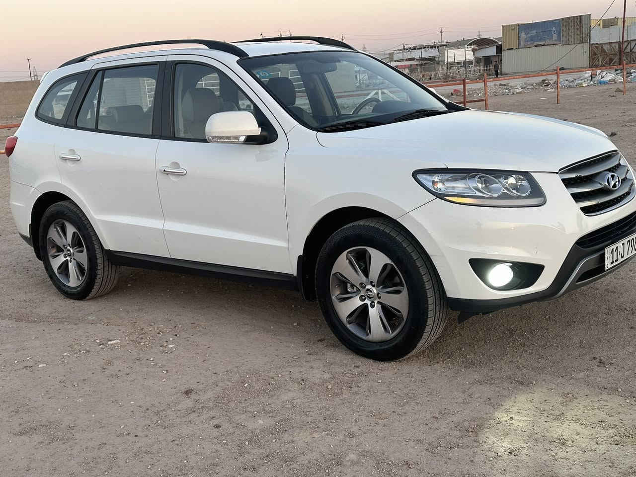 السلام عليكم
سنتافي 2012

فول مواصفات 

فقط باب السائق مبدل الباقي كفالة 

رقم بغداد بسمي 

مكانها / النجف الأشرف 

السعر /170 وبيها مجال 

للاستفسار الاتصال على الرقم ***********
