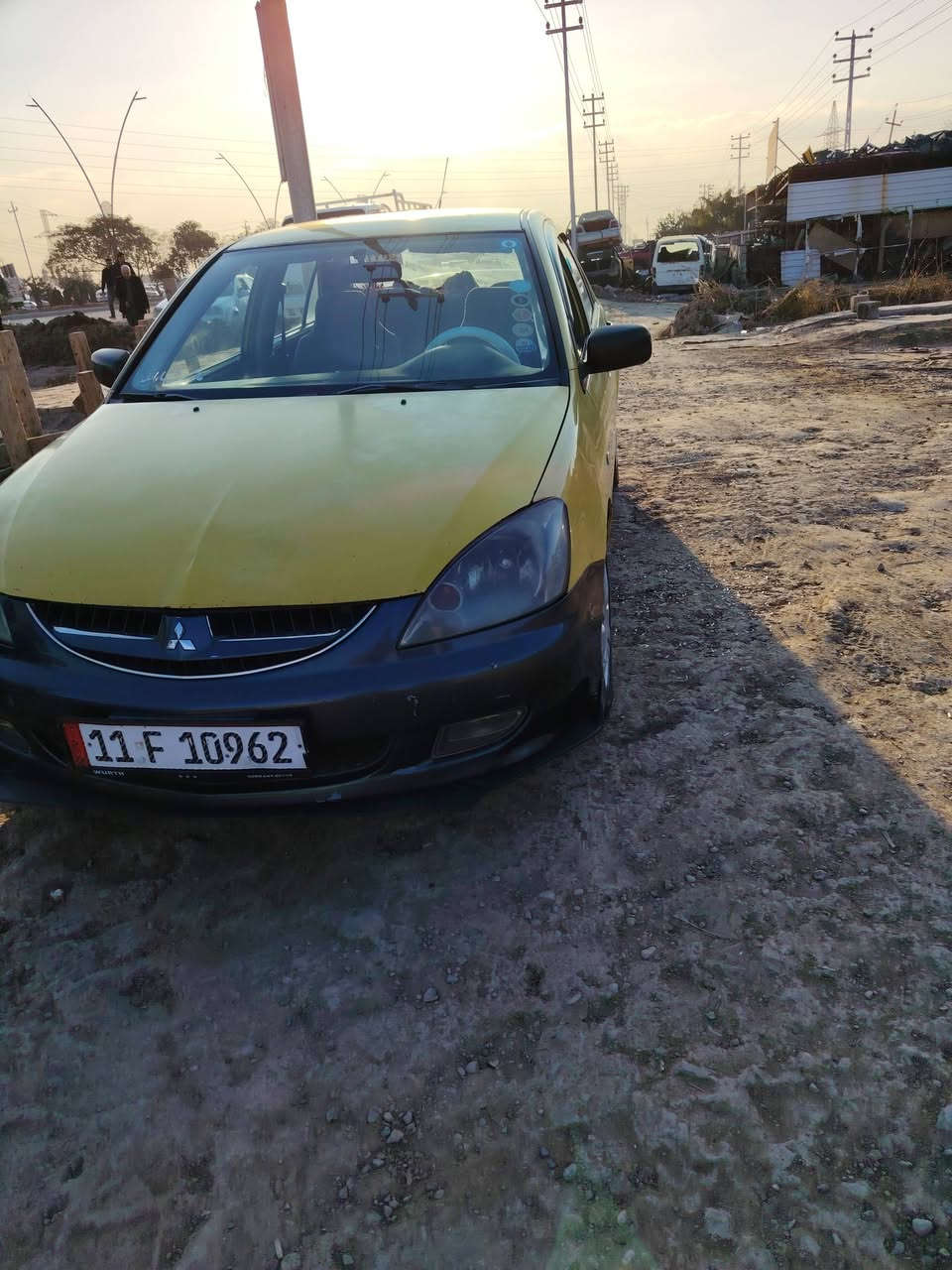 سلام عليكم لانسر مديل 10مكينه 2000السياره كامله مكمله بيهه جامرلغ تبديل ولهلالات مصبوغه السعر 70او بيهه مجال مكانهه اديالئ كنعان الشراي هاذه رقمي ***********
