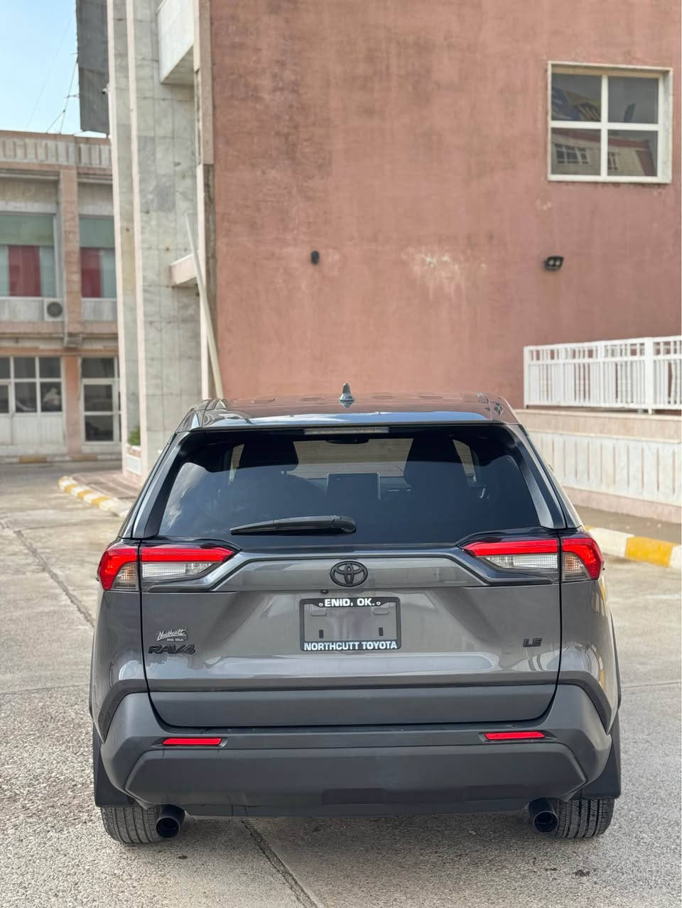 تويوتا رافور موديل 2024 AWD سيارة بجم و ورة كبس فقط اقل من شبر راس جملغ صبغ بدون نقطة داخل بدون ايرباك شرط ماشية ٤١ و سيارة فورويل موصيفات LE كاميرة حساسات و ويلكب و شاشة و مود ECO SPORT NORMAL بريك بصمة بعد بي موصيفات سيارة رقم كاتي رقم شرط و ٩٠ يوم ويا رقم سعر ٢٣٥$ و بي مجال عنوان عقرة رقم موبيل *********** اكر, نينوى
